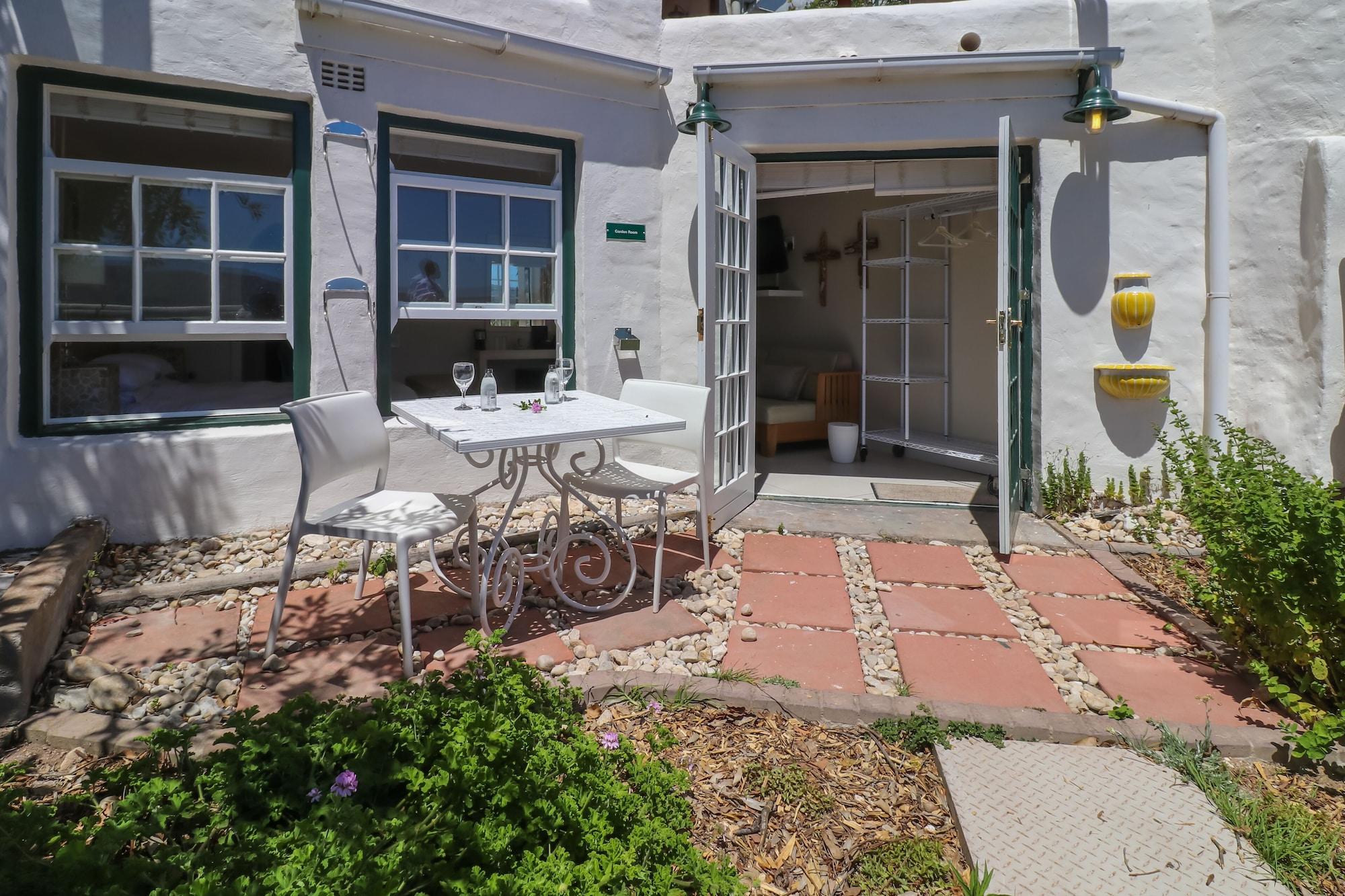 Adventure Pad'S By The Farmhouse Hotel Langebaan Exterior photo