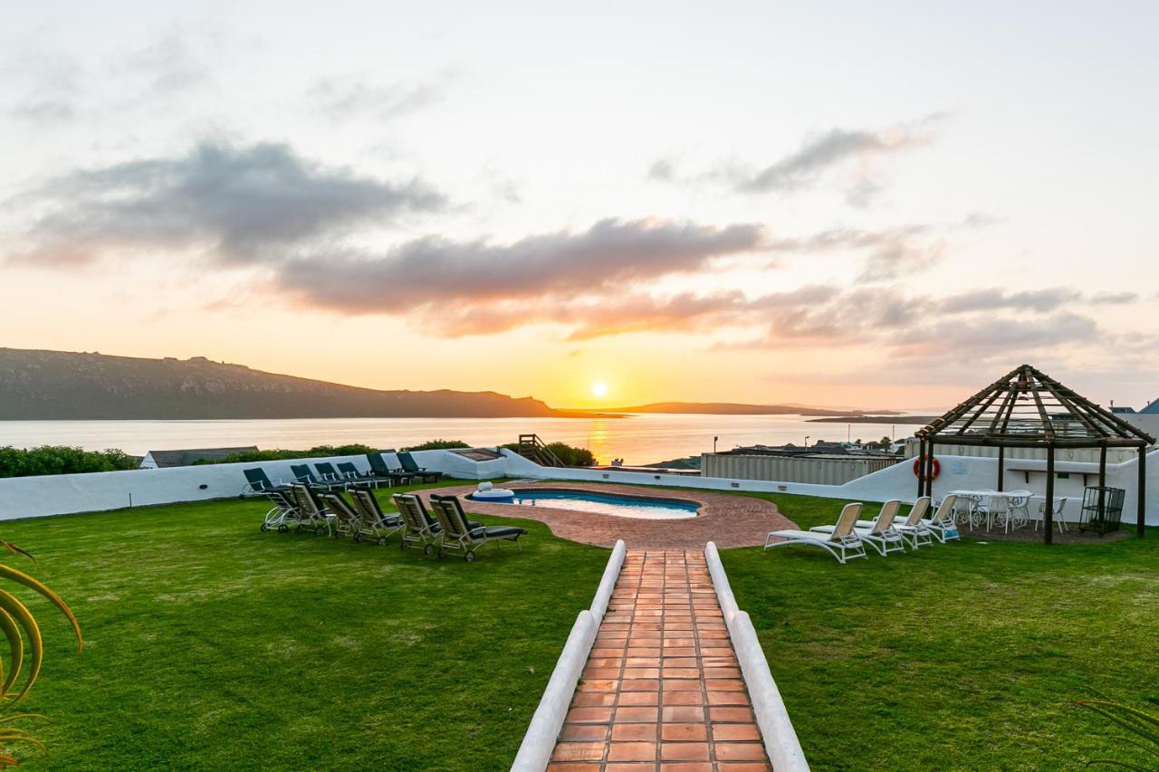 Adventure Pad'S By The Farmhouse Hotel Langebaan Exterior photo