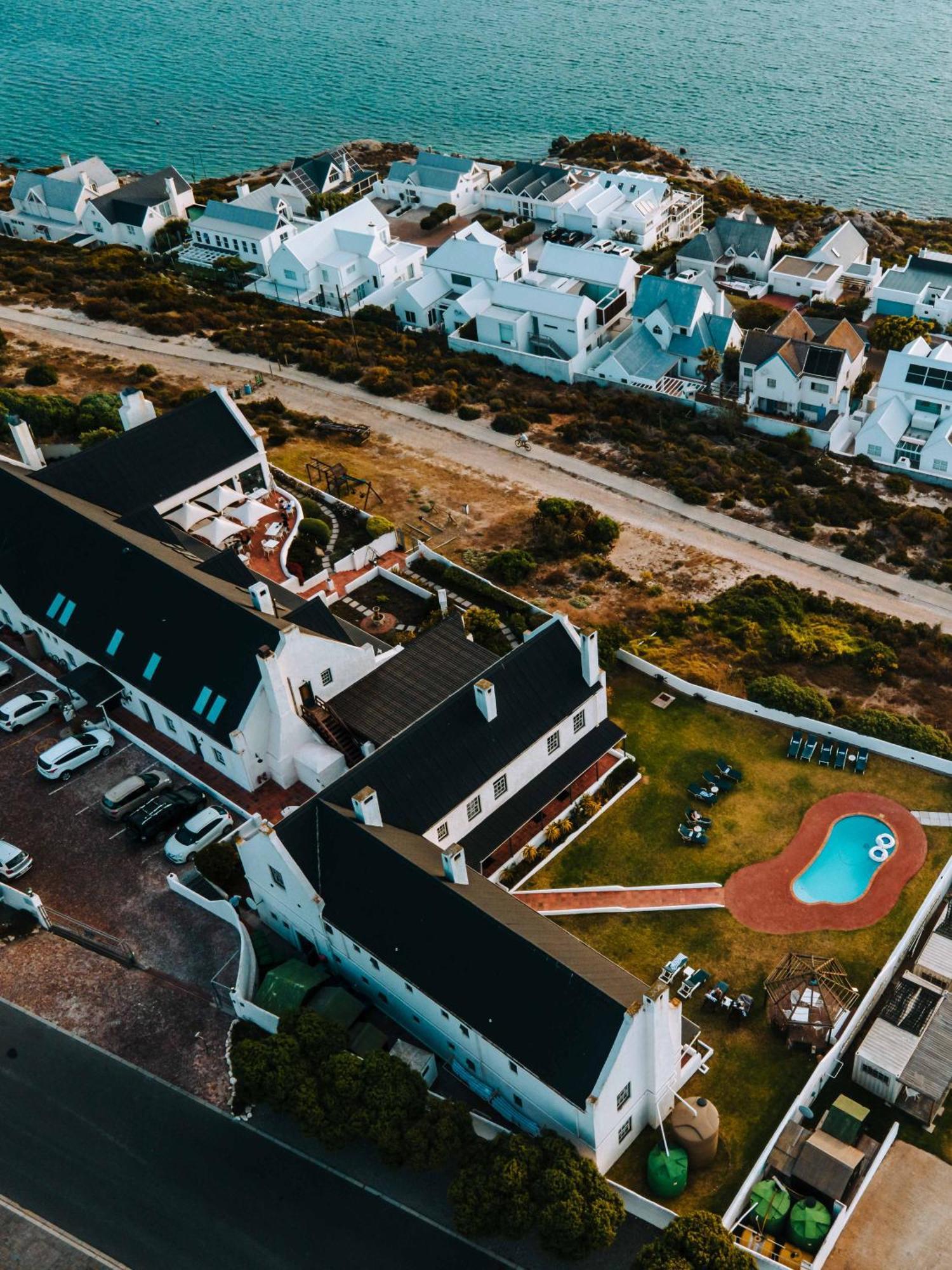 Adventure Pad'S By The Farmhouse Hotel Langebaan Exterior photo